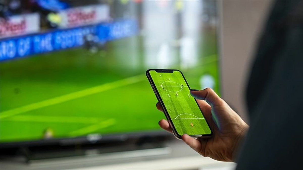 Selçuk Sports'tan 'Kılıçdaroğlu aday olmasın' hashtagi tepki çekti