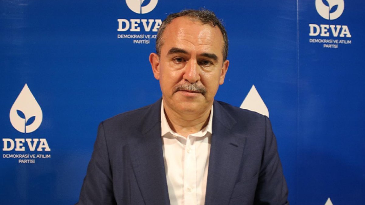 DEVA Partisinden açıklama: Sadullah Ergin'in yakınları da enkaz altında