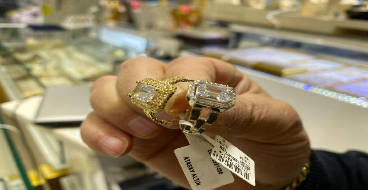 Altını olmayan kuyumcuya koşacak: 20 gün sonra gram altın bu kadar olacak!