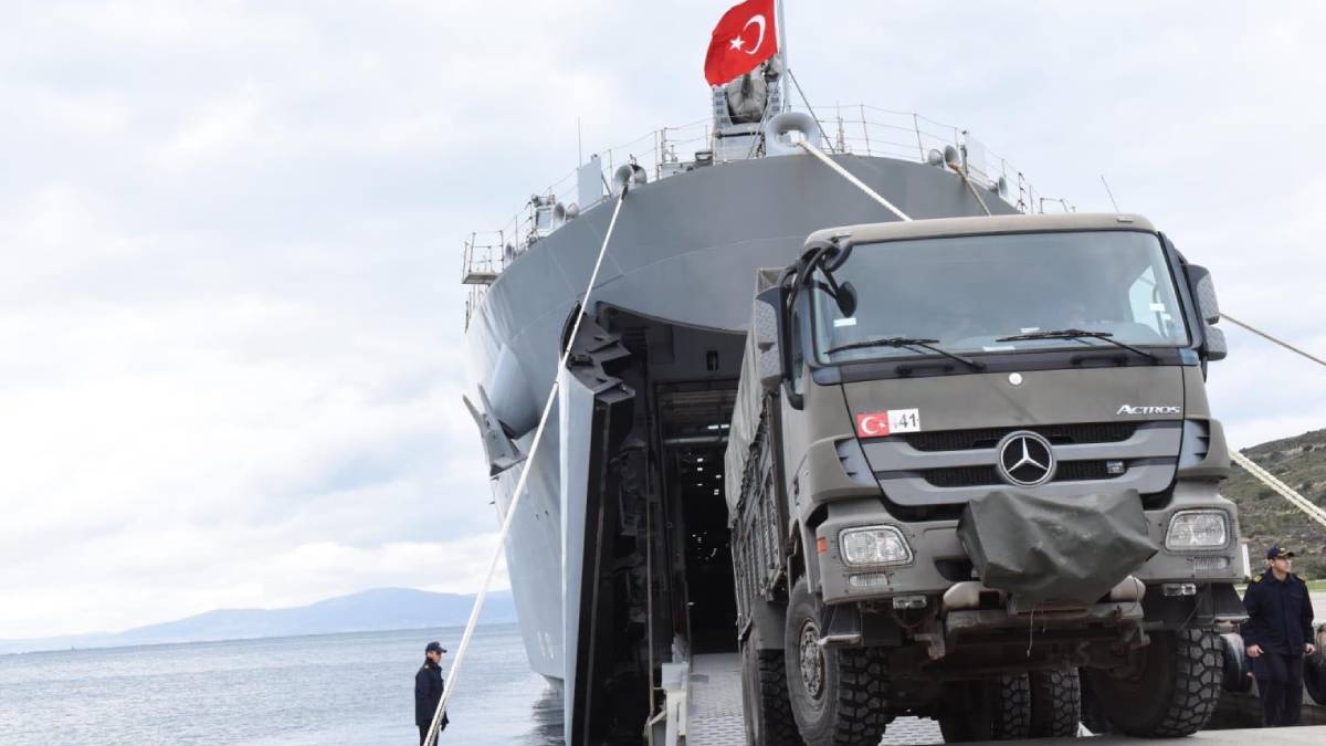 MSB duyurdu: Gemiler İskenderun'a doğru yola çıktı