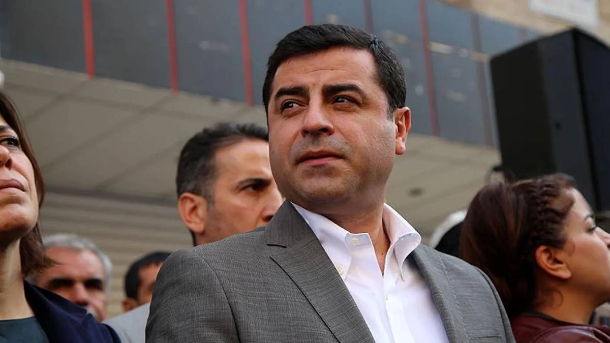 Demirtaş: İlk anda seferberlik ilan edilmeliydi, halen yapılabilir