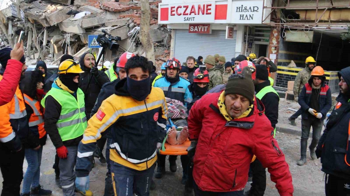 Belaruslu kurtarma ekipleri yola çıktı