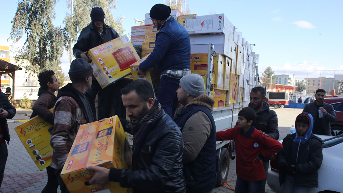 Depremzedeler ile yardımseverler deprem.io platformunda buluşuyor