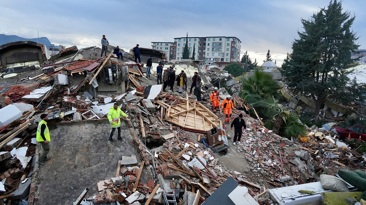 Fay hatları kükrerken sosyal medya kullanımı