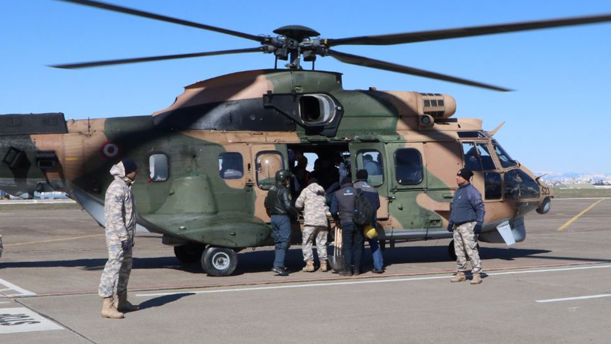 Somalı madenciler deprem bölgesinde
