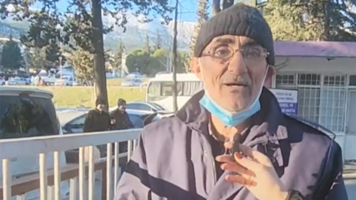 Kahramanmaraş'ta acı bitmiyor! 'Tırnaklarımızla kazıyarak çıkarttık bu cenazeyi'