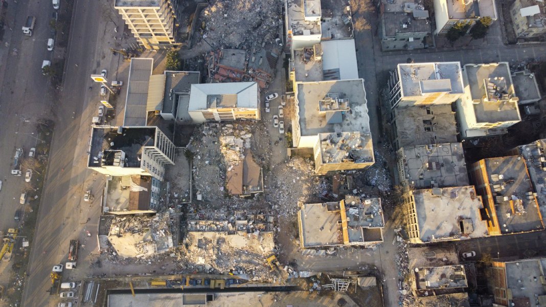 Kandilli Rasathanesi'nden korkutan açıklama: 8 metre kayma var