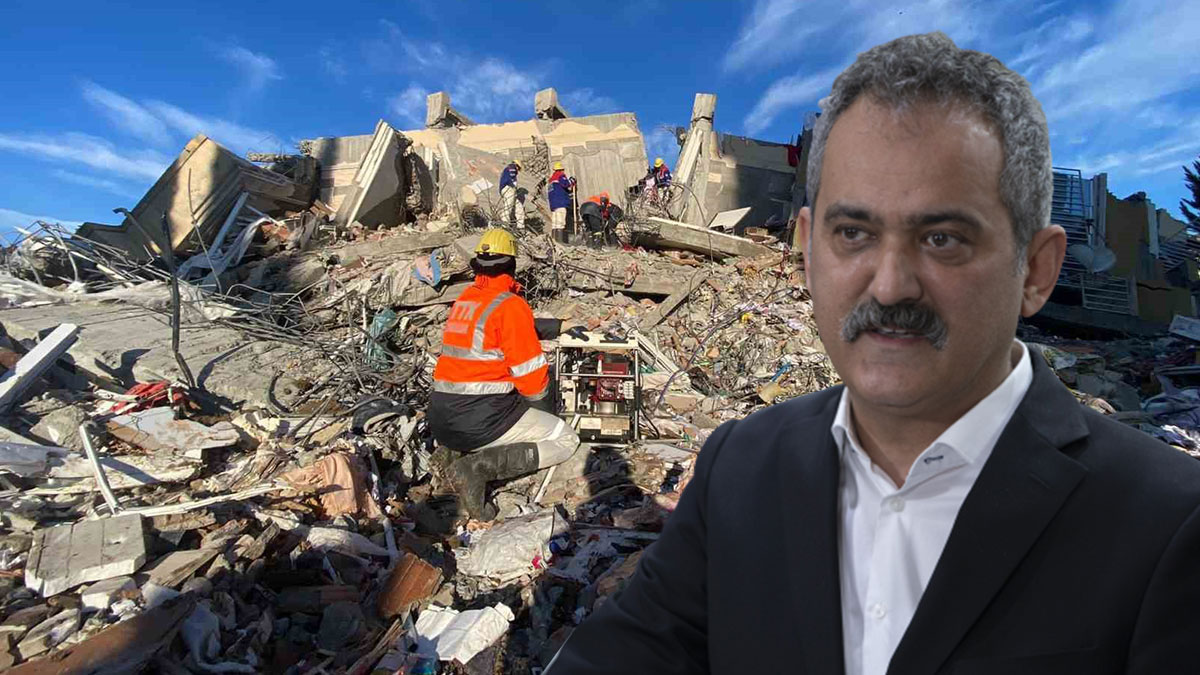 Deprem bölgesinde okulların açılış tarihinde değişiklik! Bakan Özer canlı yayında açıkladı
