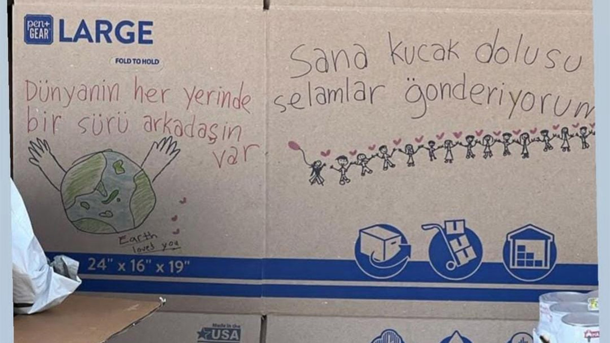 ABD'li çocuklardan duygulandıran yardım notu