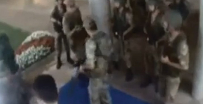 Darbecilerin İBB'ye yaptığı kanlı baskının görüntüleri ortaya çıktı