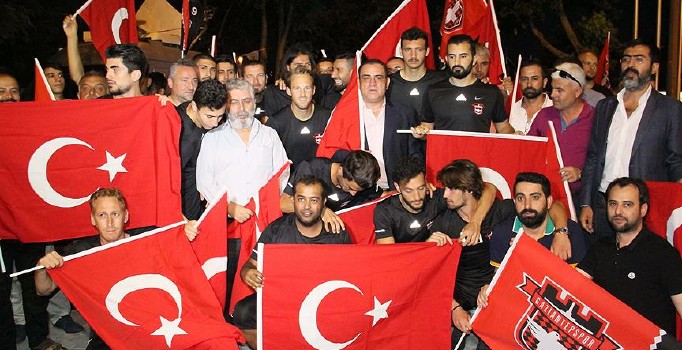 Gaziantepspor'dan FETÖ'ye sert tepki