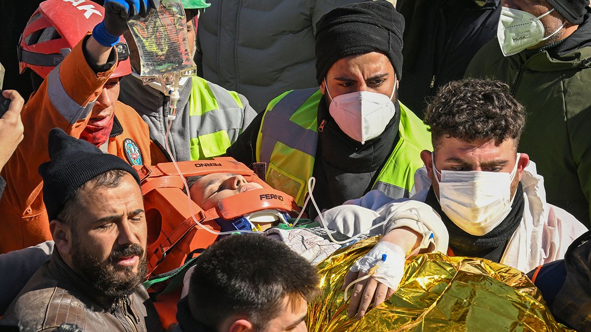 Umudun adresi bu sefer Kahramanmaraş: 248'inci saatte enkazdan sağ çıkarıldı
