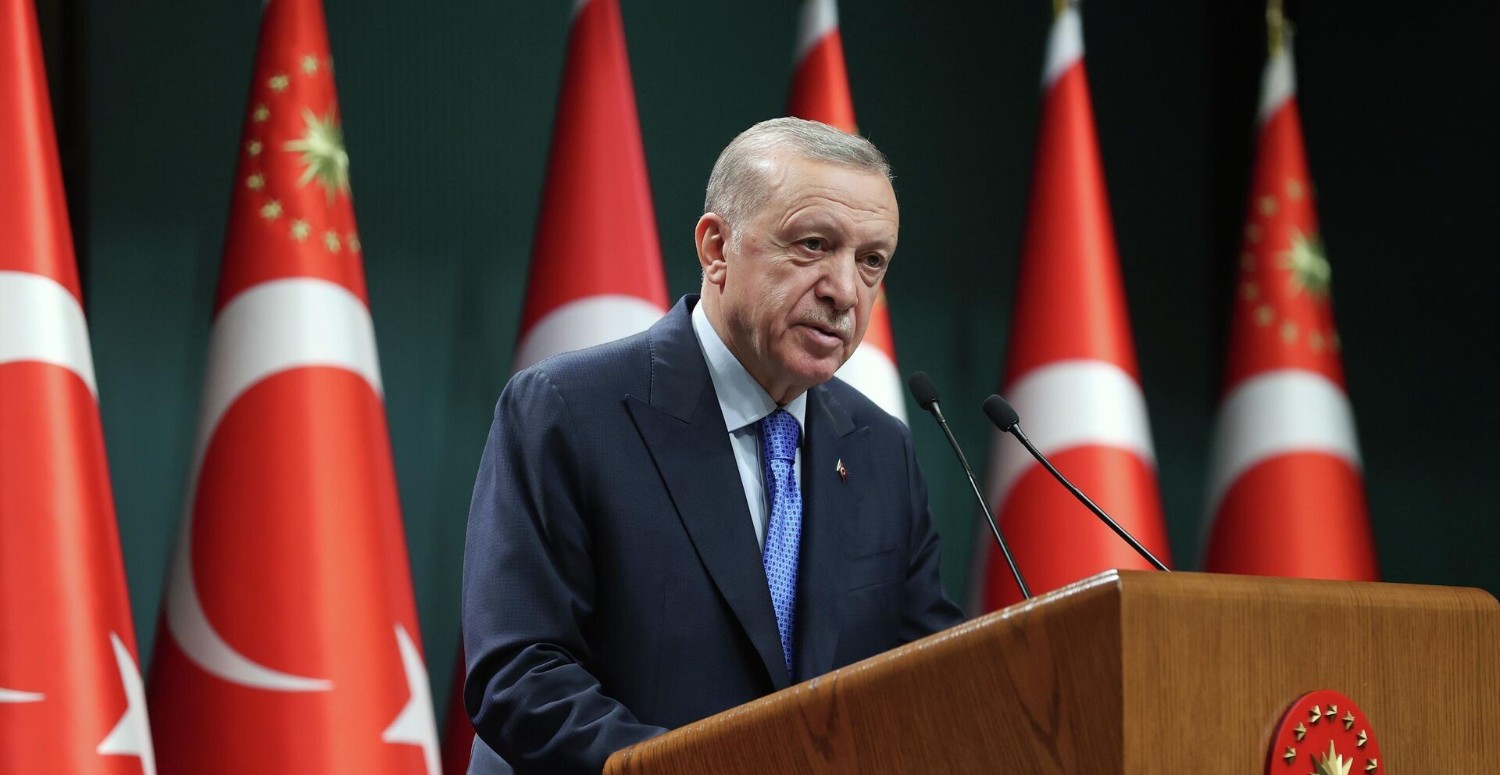 Deprem konutlarının ne zaman yapılacağı belli oldu! Cumhurbaşkanı tarih verdi: O tarihte inşaat başlıyor!