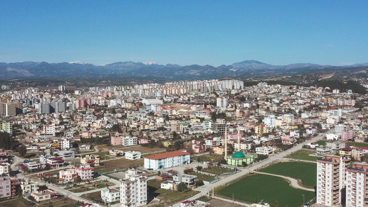 Burada tek bir bina bile yıkılmadı! Afetin uğramadığı ilçeye göç fırtınası