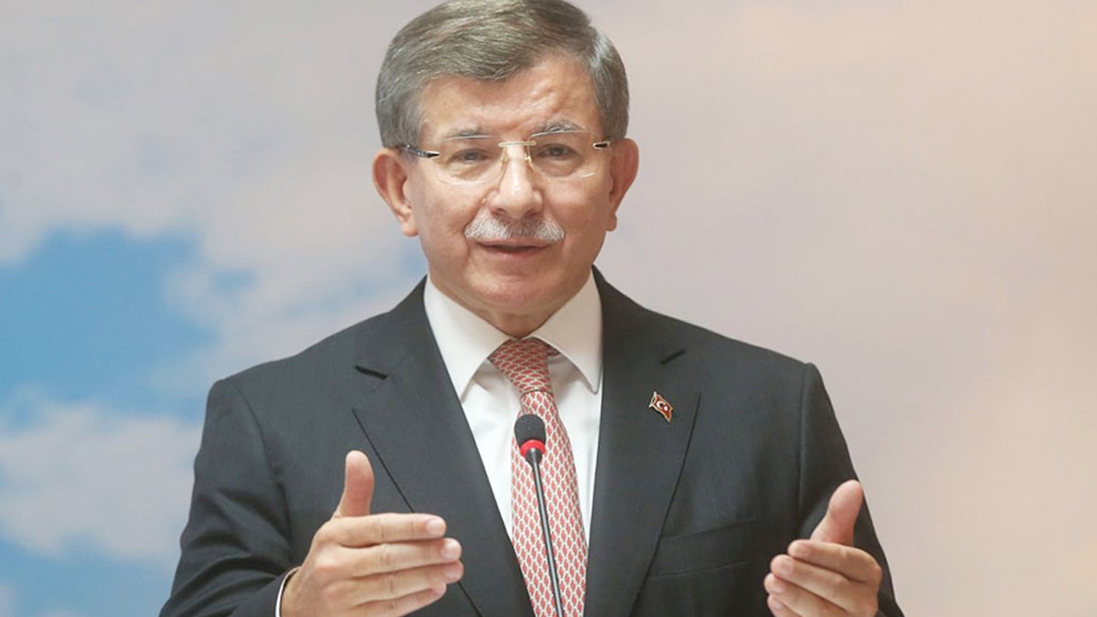 Davutoğlu: YÖK Başkanının açıklamaları kabul edilemez