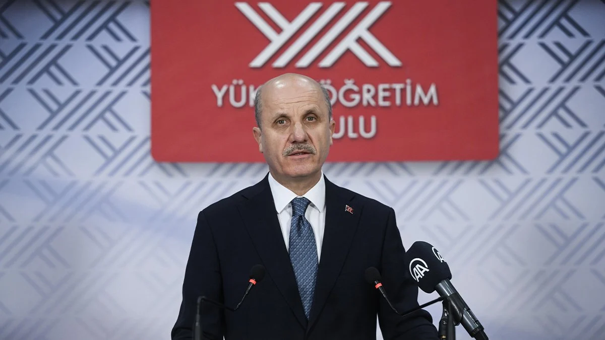 YÖK Başkanı Özvar resmen açıkladı! Üniversiteler açılıyor mu?