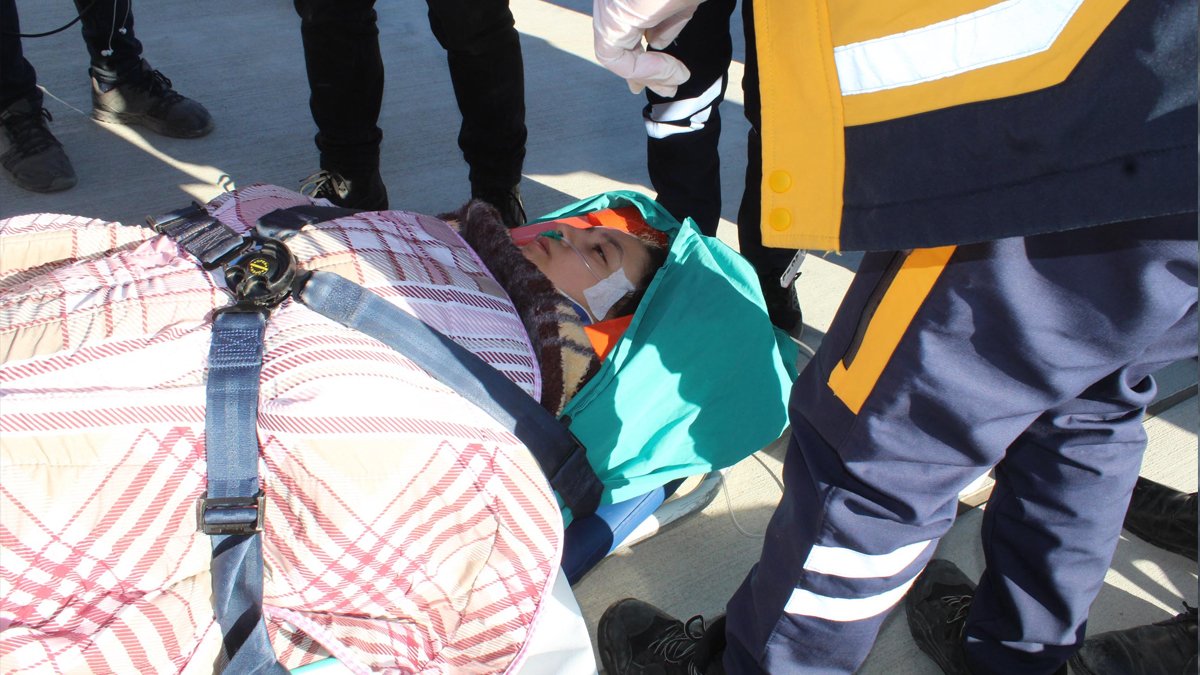 248. saatte enkazdan çıkarılmış, doktorları hayrete düşürmüştü: Aleyna'dan sevindiren haber