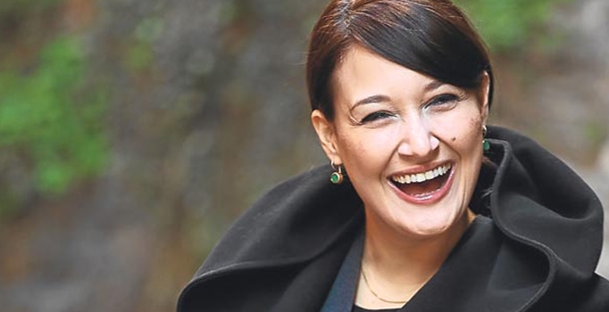 Gupse Özay'dan Elçin Sangu açıklaması