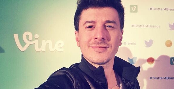 Hakan Hepcan özgüveni 
diye bir şey var!