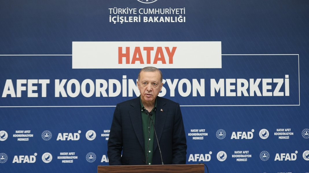 Erdoğan 'Bize 1 yıl müsaade' diyerek açıkladı: Harap olan yerleri yeniden inşa edeceğiz