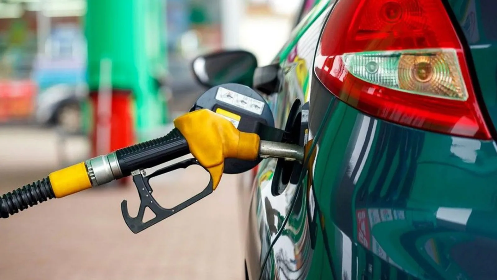 Benzin ve motorinde yeni dönem! Akaryakıt alan araç sahipleri dikkat: Artık bu şekilde olacak!