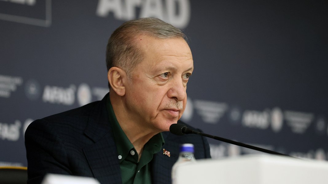 Erdoğan'dan muhalefetin eleştirilerine ağır tepki: Be ahlaksız, be namussuz, be adi...