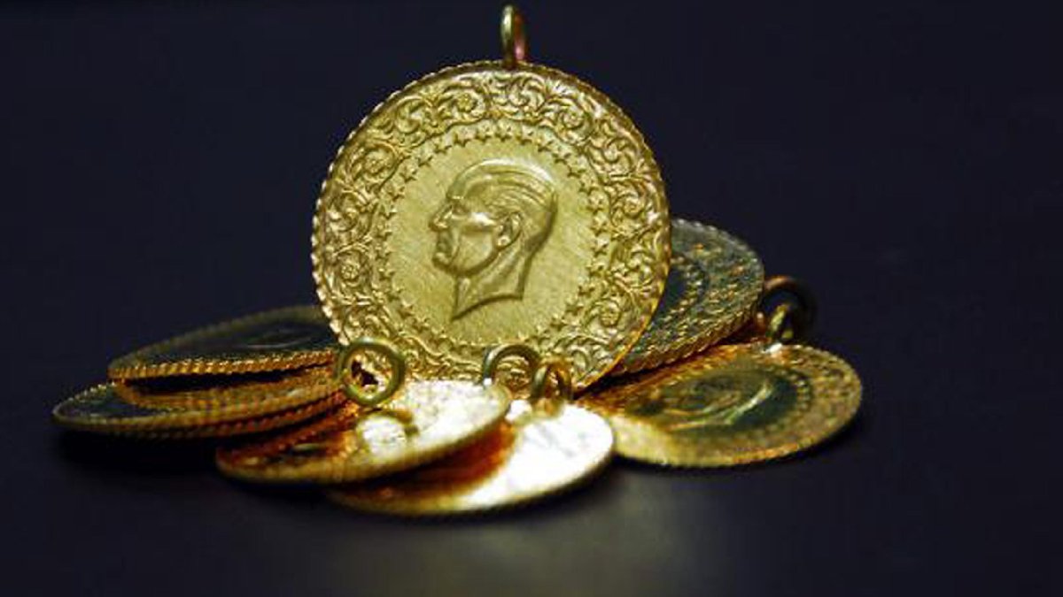 Gram altın tahminleri üst üste geliyor! Yatırımcılar ne yapacağını şaşırdı, altın fiyatlarının hangi yönde hareket edecek?