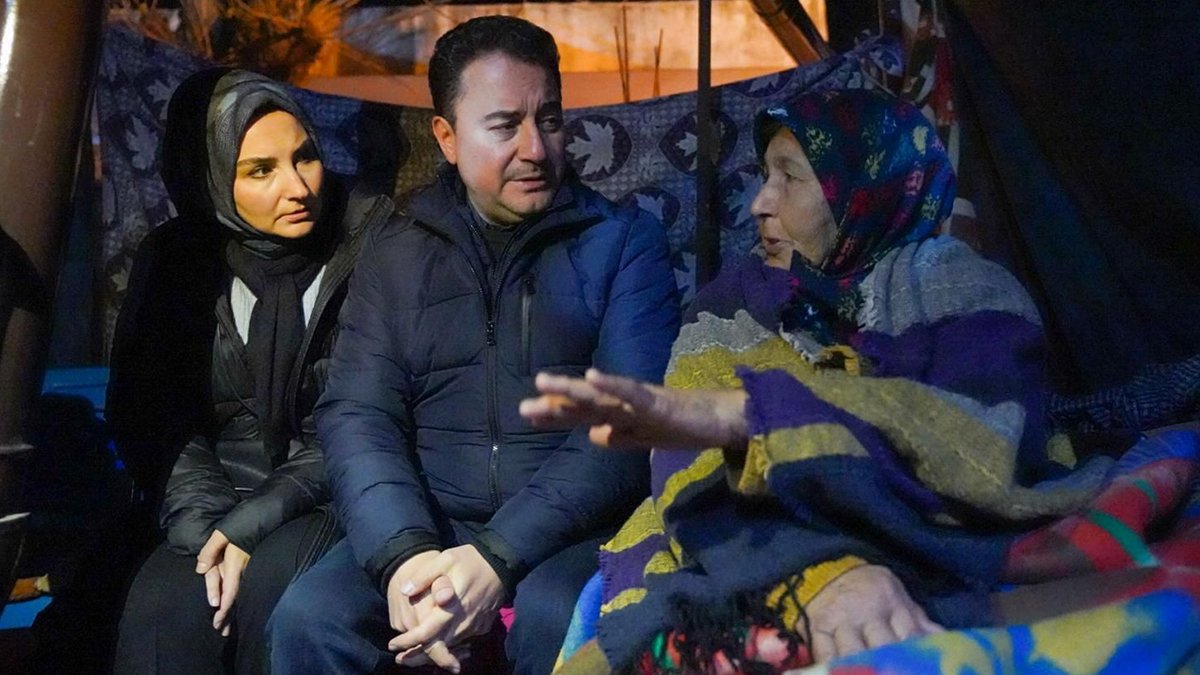 Babacan'dan 'ilk 48 saat' çıkışı: Donarak ölen vatandaşlarımız oldu