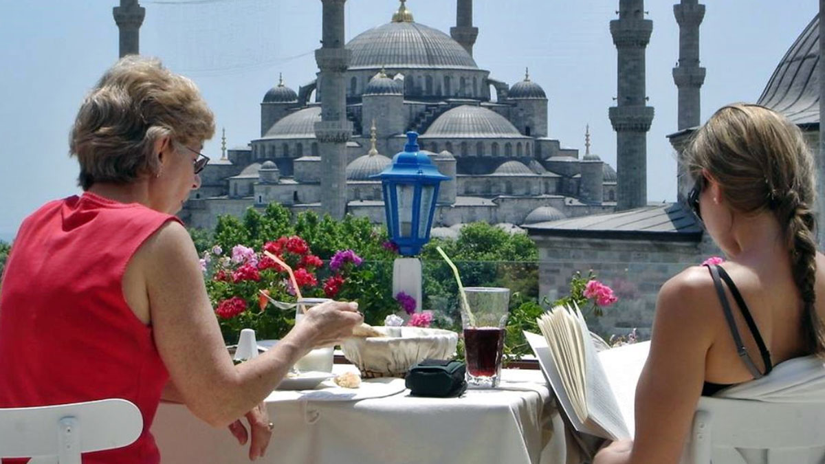 Bunlar da İstanbul'un üçkağıtçıları! Deşifre oldular: Deprem fırsatçılarını aratmıyorlar!