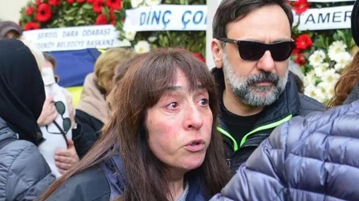 Ünlü isimleri yasa boğan ölüm! Sanat dünyanın akın ettiği cenazede gözyaşları sel oldu...