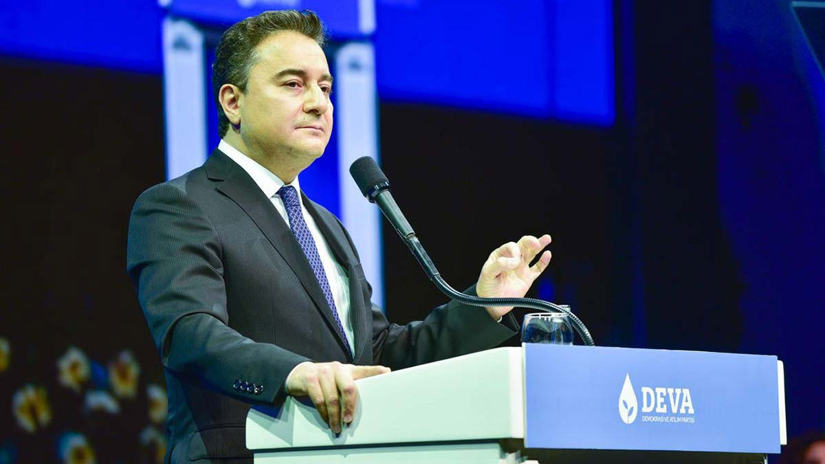 Babacan'dan iktidara deprem çıkışı: Neden ilk 48 saatte yardım edilmedi?