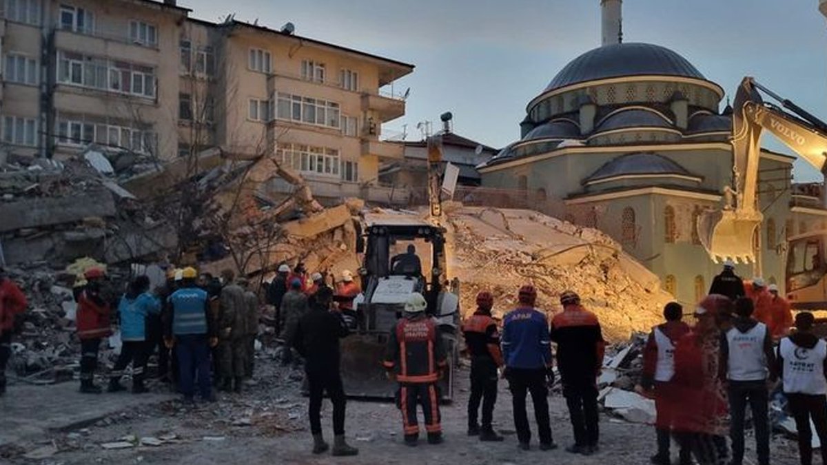 Malatya depreminde can kaybı yükseldi