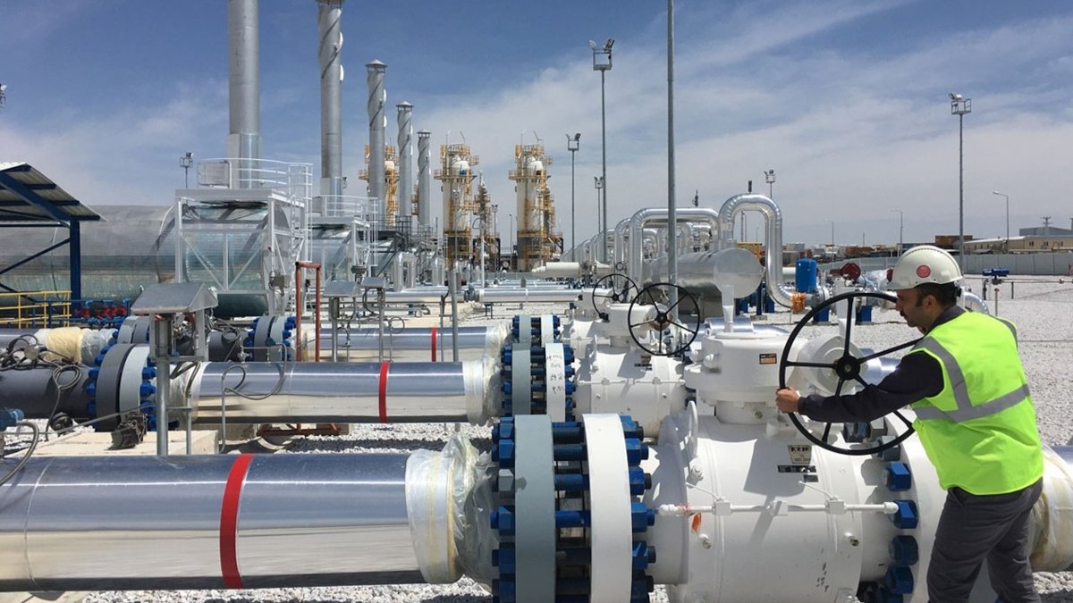 Avrupa’da doğal gaz depoları son 14 yılın en düşük seviyesinde