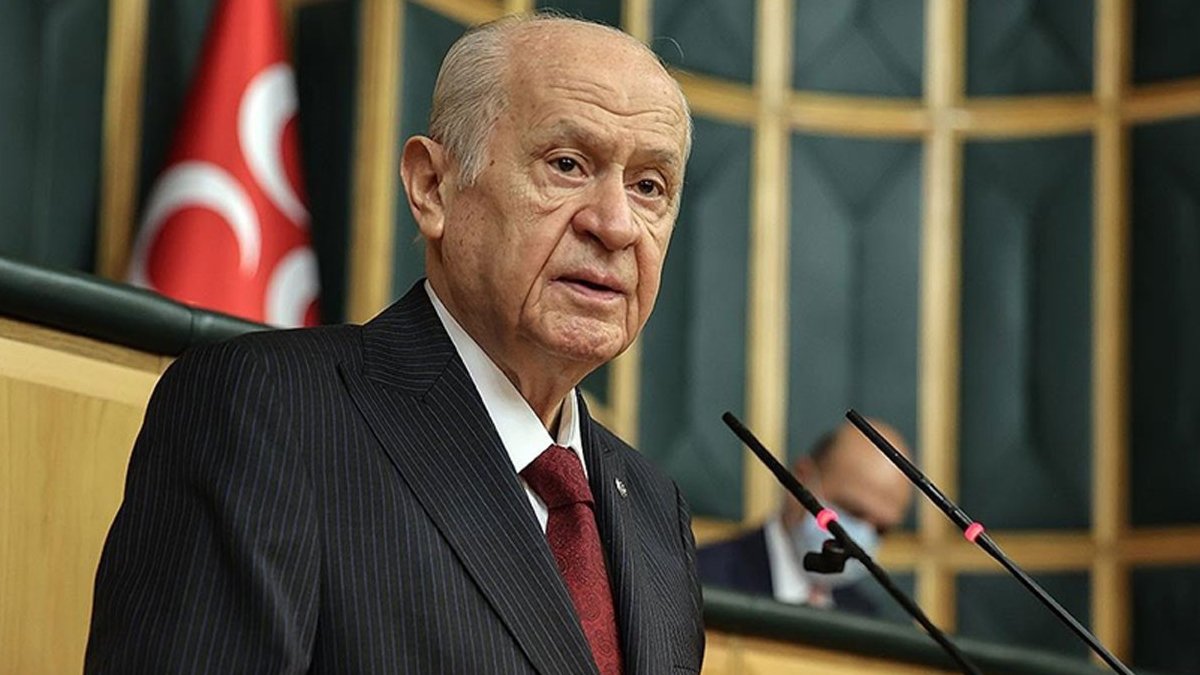 Bahçeli'den tribünlere 'komplo' çıkışı: Provoke edenler tespit edilsin