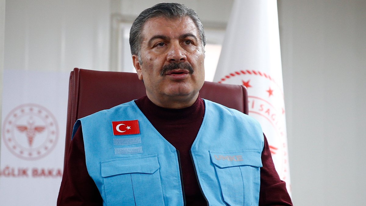 Bakan Koca tepki çeken videoyu sildi: 1 dakika 53 saniye için özür dilerim