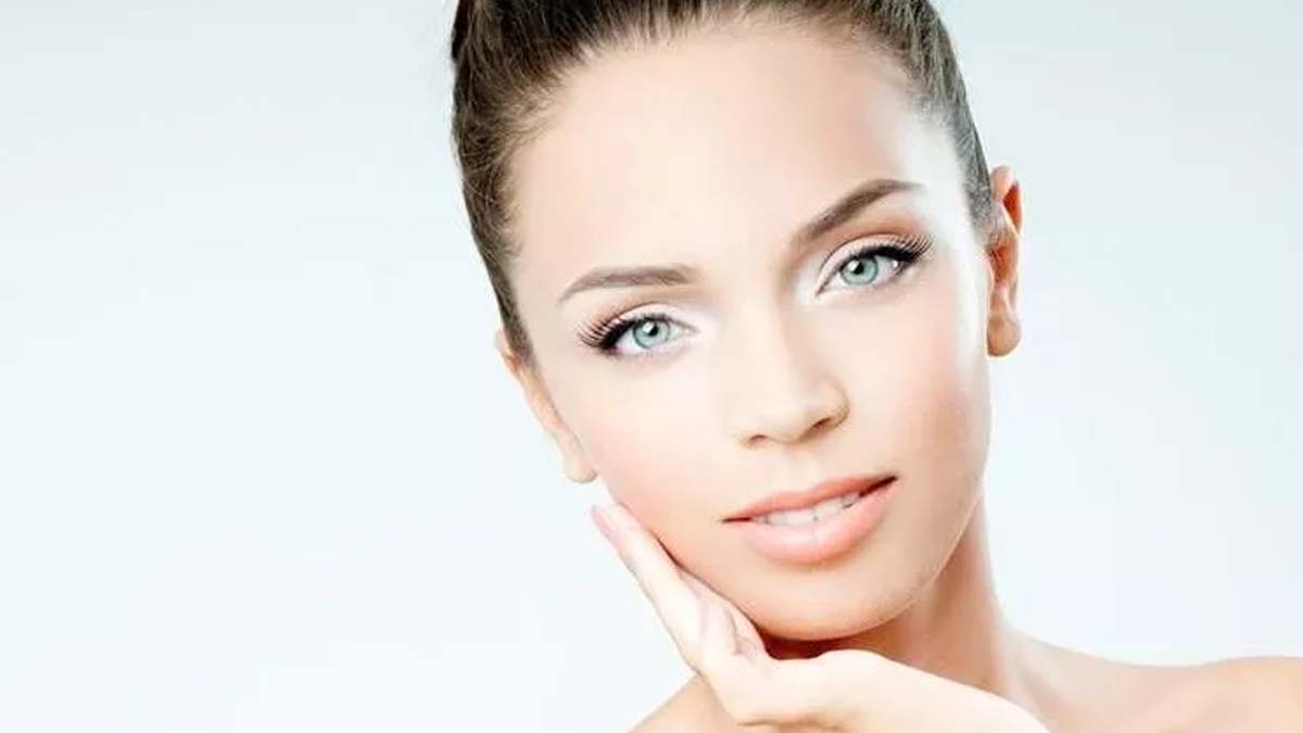 Güzellik salonlarına para dökmeye son! İstediğiniz cildin sırrı mutfağınızdaki o meyveden geçiyor! Öğrenenler denemeye koşuyor