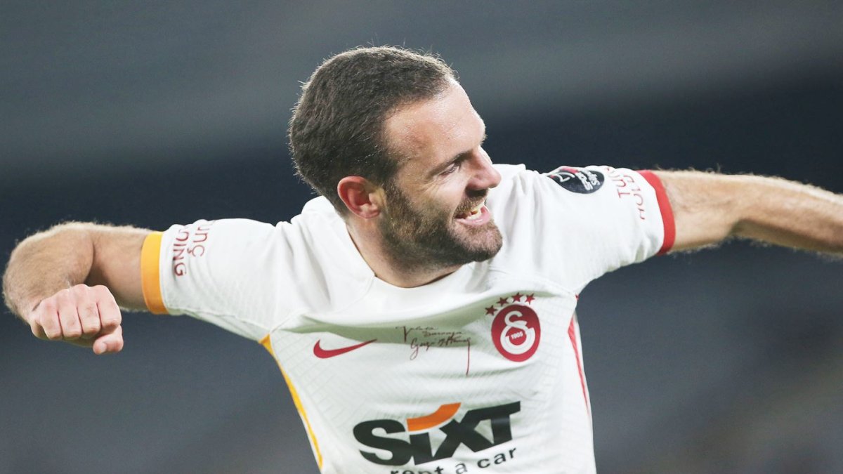 Cimbom’da çifte ayrılık