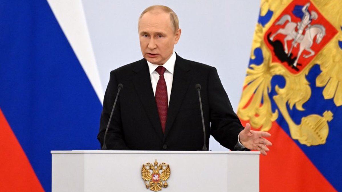 Putin'e savaş suçu iddiasıyla tutuklama kararı