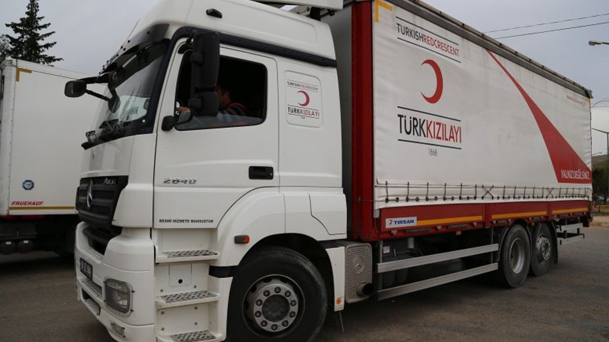 CHP'den çarpıcı Kızılay iddiası: İki TIR giysiyi 620 bin liraya sattı, polis tutanağı var