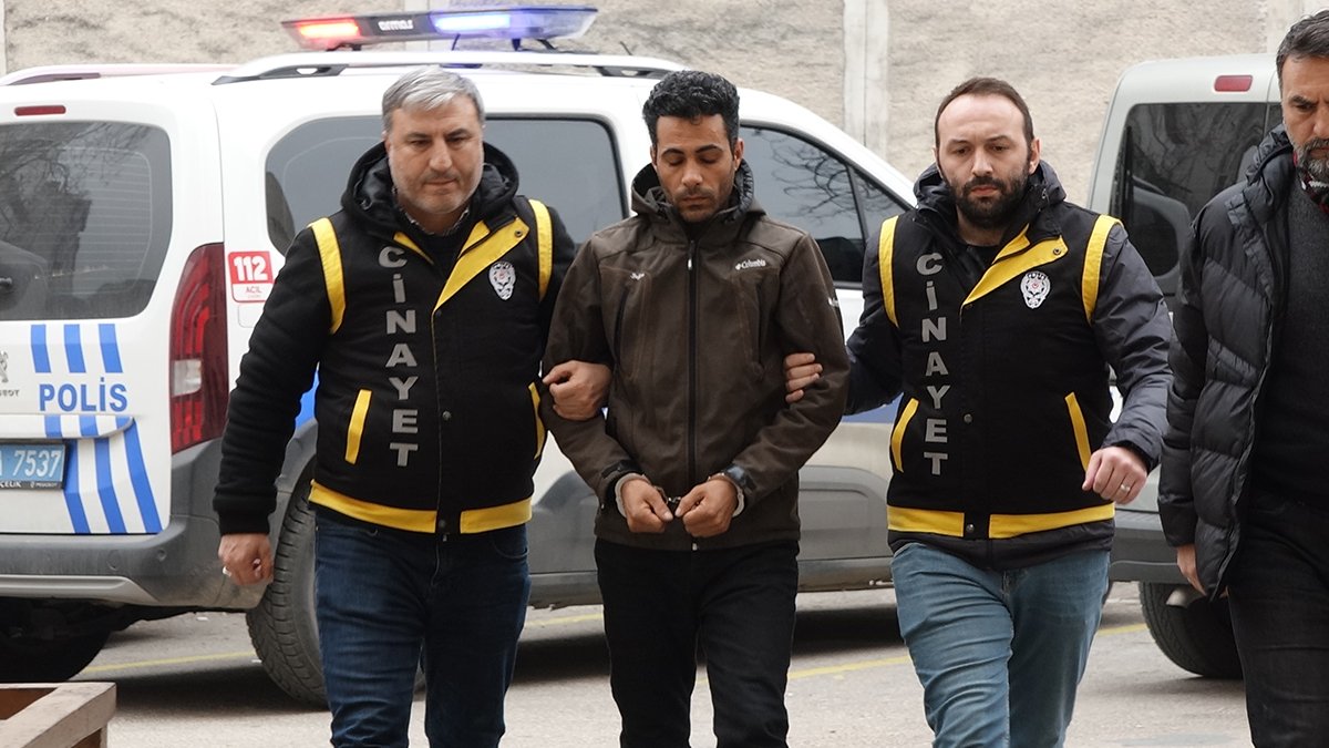 Çocuklar kavga etti, babaları birbirine saldırdı: 1 ölü