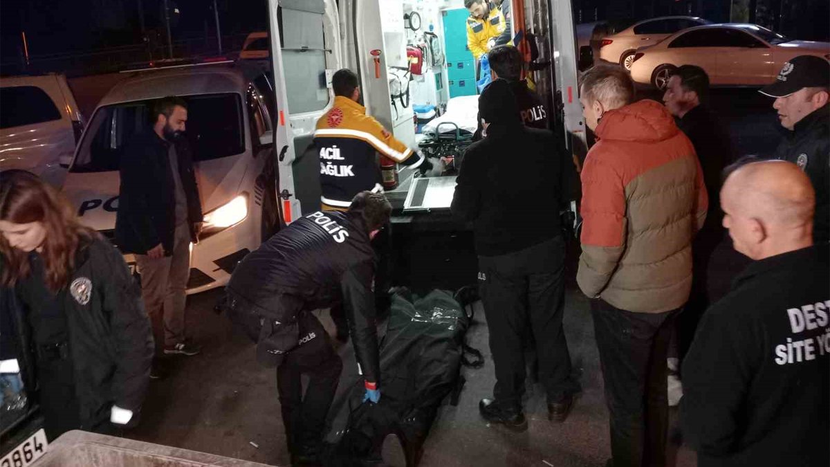 İstanbul'da feci kaza: Kendi kullandığı aracın altında kalarak hayatını kaybetti