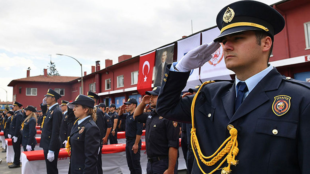 81 il genelinde başladı! Büyükşehir Belediyesi düşük KPSS puanıyla itfaiye eri alımı yapacak!
