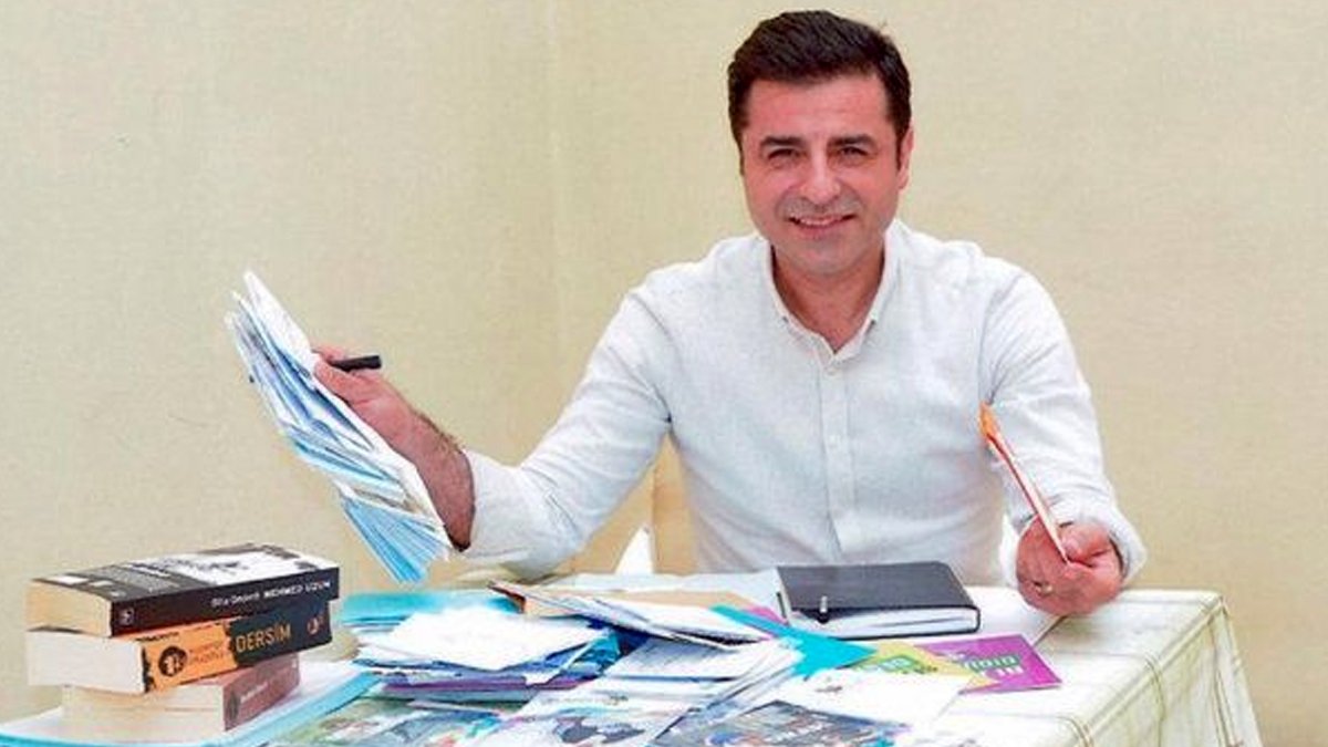 Demirtaş'tan halka çağrı: Liderler sizin arkanızdan gelsin