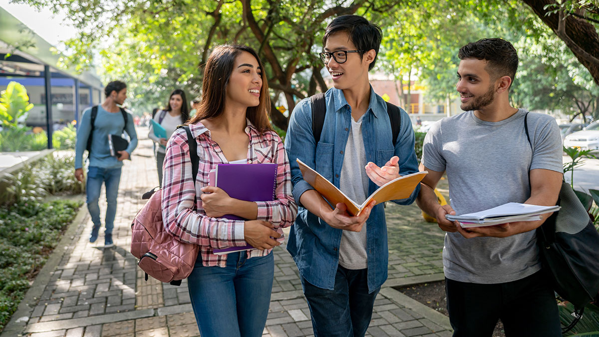 Öğrencilere Avrupa'nın kapısı açıldı! Alman üniversitesi karşılıksız burs için başvuru alımına başladı!