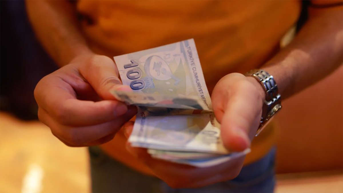 Başvuruyu EYT'ye yetiştiremeyenlere müjde! Listedeki kişiler o tarihte çift maaş alacak!