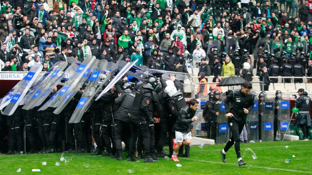 Bursa Belediye Başkanı Amedspor'a saldırıyı yorumladı: Böyle olacağı belliydi, maçın yapılması yanlıştı