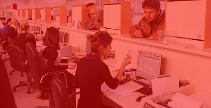 Devlette FETÖ ile ilgisi olan on binlerce kişi tasfiye ediliyor