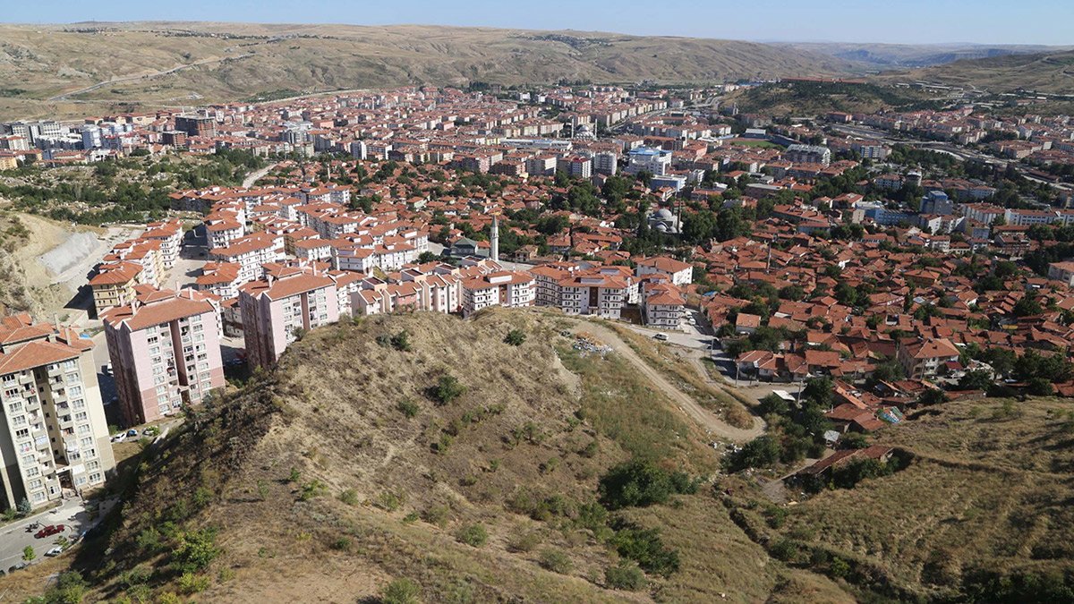 Belediye başkanı 'zemin sulu' diyerek açıkladı: Binaların yüzde 80'i riskli