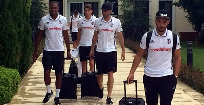 Beşiktaş kamp çalışmaları için Avusturya’ya ulaştı