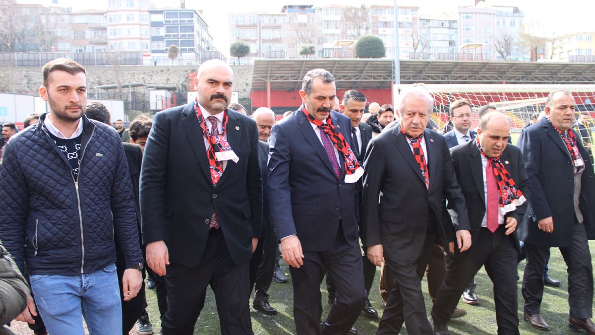 MHP'den Karagümrük'e ziyaret: Karagümrük partimize ömürlük sevdalı